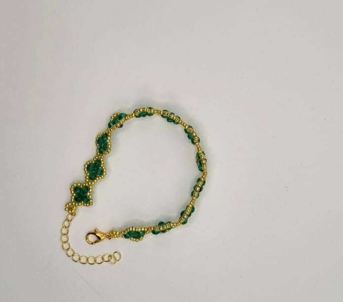 Emerald and gold Clover bracelet