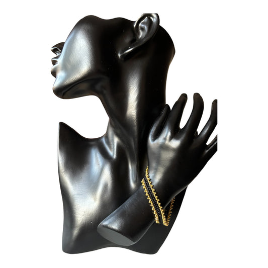 Beadiful bracelet gold and black