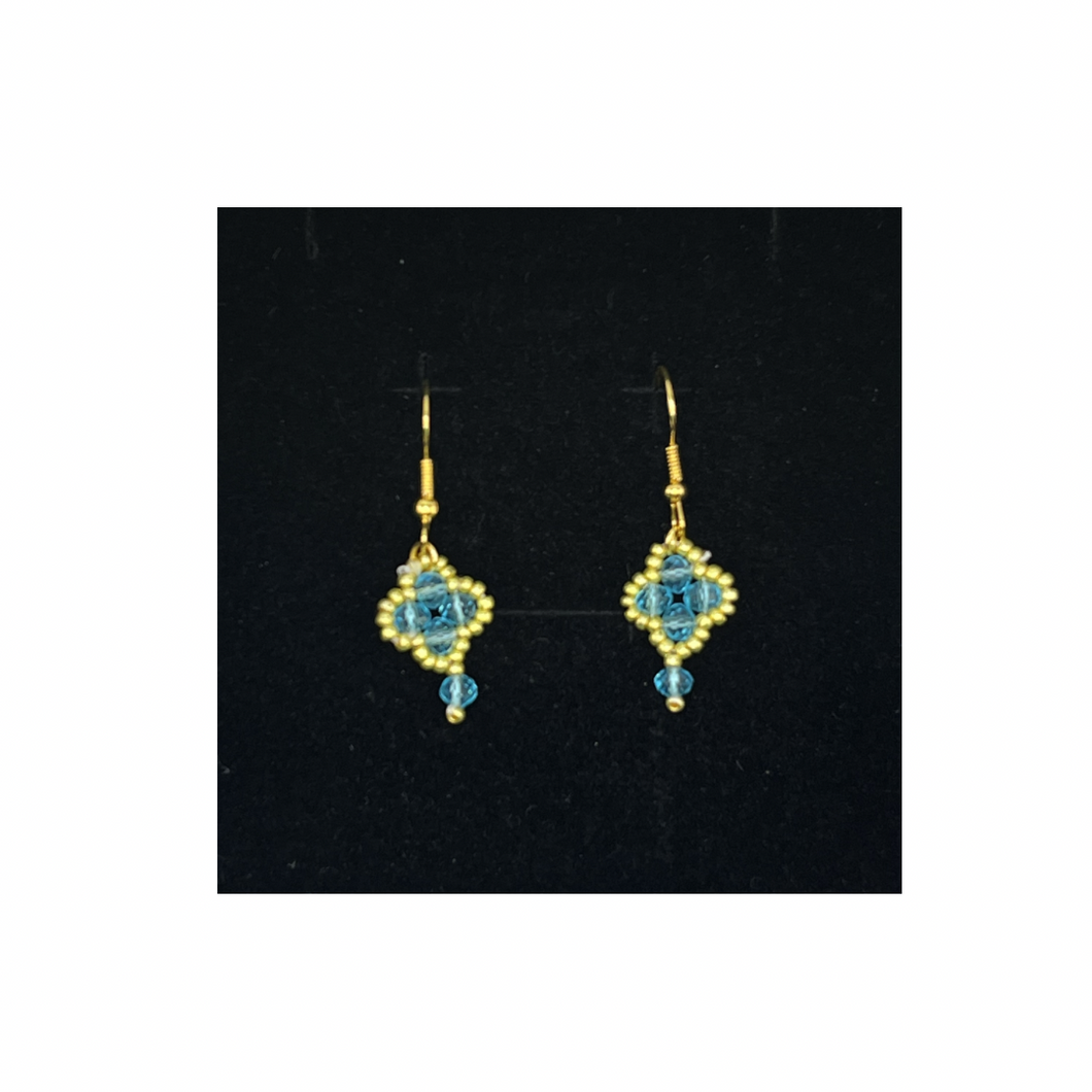 Aquamarine and gold clover earrings
