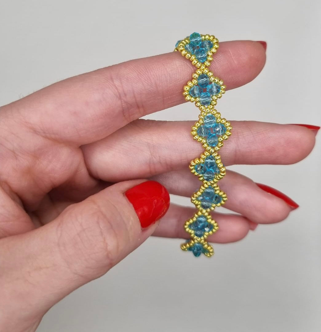 Aquamarine and gold Clover bracelet