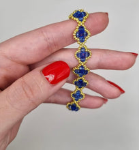 Load image into Gallery viewer, Sapphire and gold clover set
